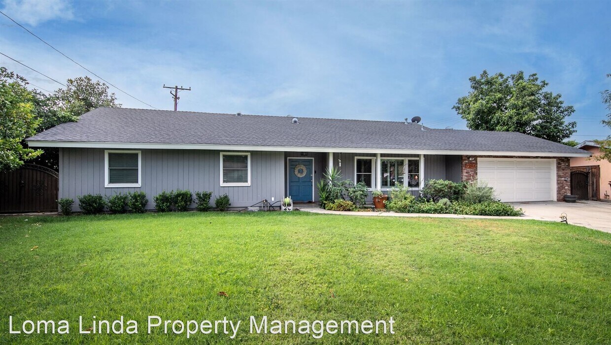 3 br, 2 bath House 25597 Lomas Verdes St. House Rental in Loma