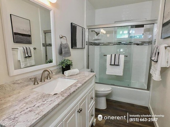 Building Photo - 4 br, 2 bath House - 2242 Lemoyne Way -