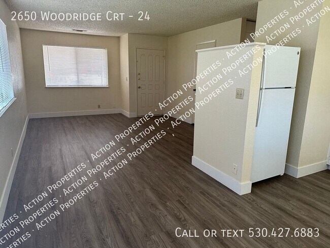 Foto del edificio - 2650 Woodridge Ct
