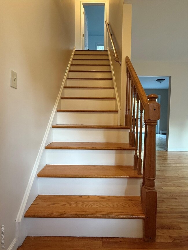 Building Photo - 39 Royce Ave