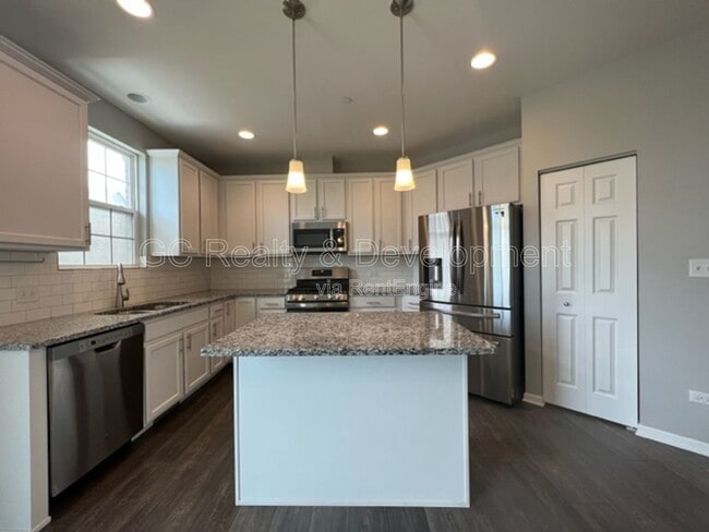 Foto del edificio - 4435 Monroe Ct