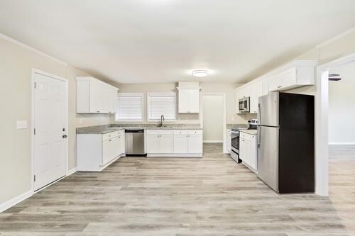 Building Photo - 2025 Cherrybrook Dr