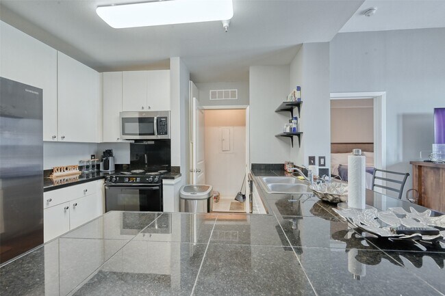 Foto del edificio - 3505 Sage Rd