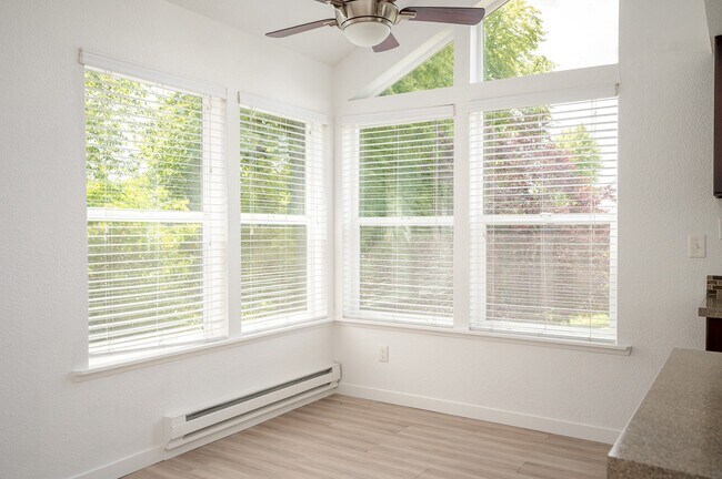 Foto del edificio - Haven Lake Oswego