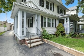 Building Photo - 297 Dartmouth St