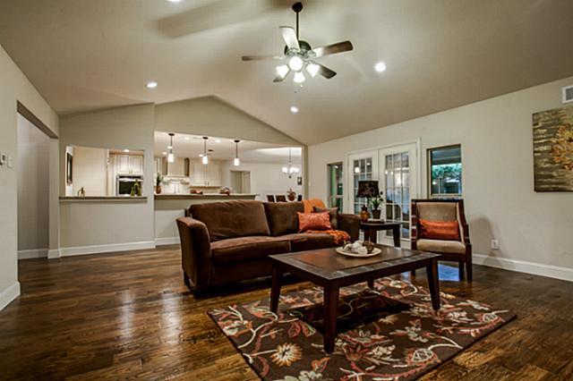 Foto del edificio - 6951 Stefani Dr