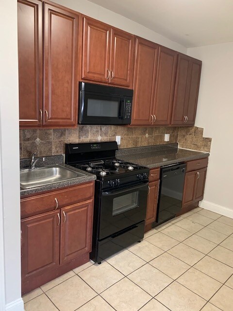 Foto principal - 6208 Palisade Ave
