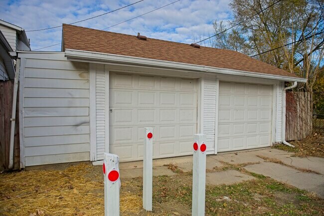 Foto del edificio - 447 N Beville Ave