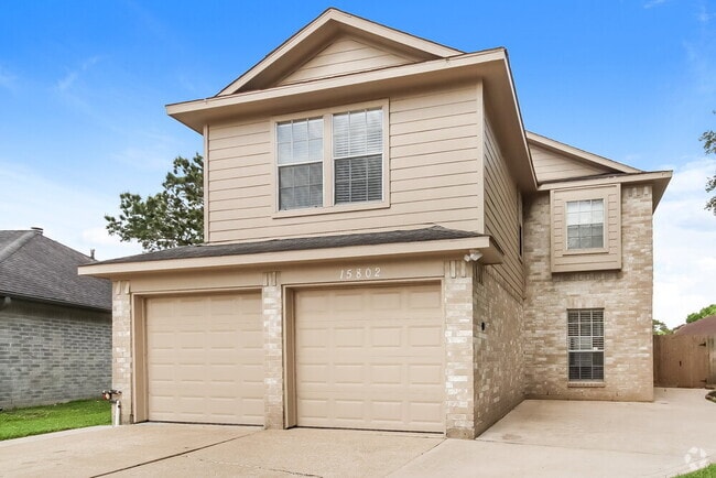 Building Photo - 15802 St Lawrence Cir