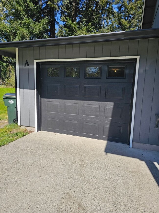 Building Photo - 9128 Tolo Ct NE