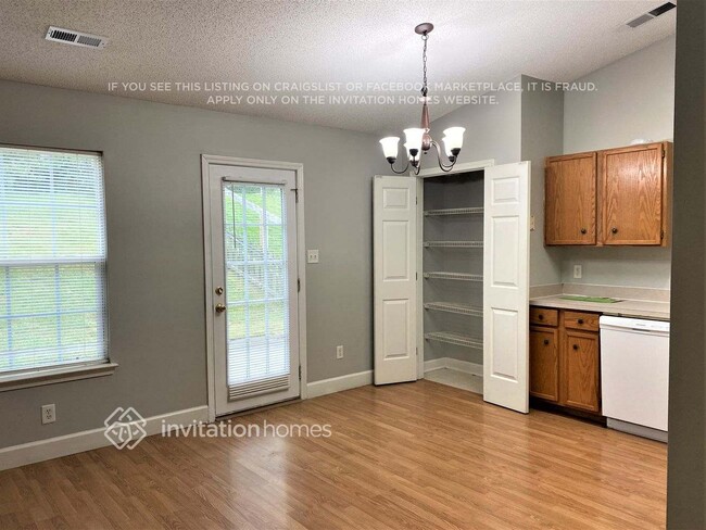 Foto del edificio - 8715 Wood Sorrel Ct