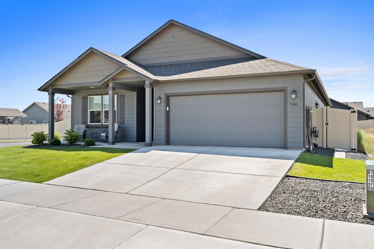 Foto principal - 7909 W 55th Ave