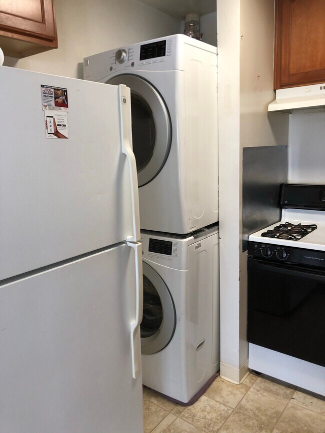 Refrigerador de cocina - 1631 Gainesville St SE
