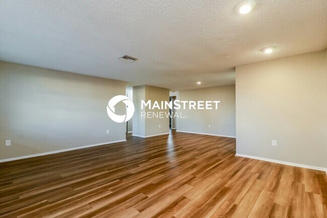 Foto del edificio - 3 Bedroom Pet-Friendly Home in Port Richey, FL with Main Street Renewal