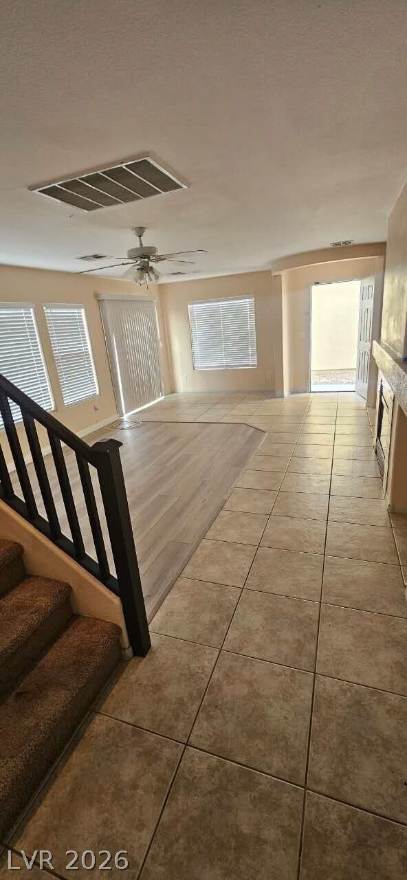 Building Photo - 11043 African Sunset St