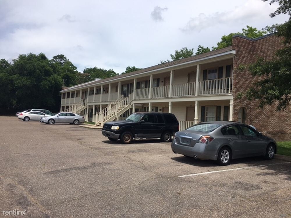 Primary Photo - 15150 Fisher Blvd