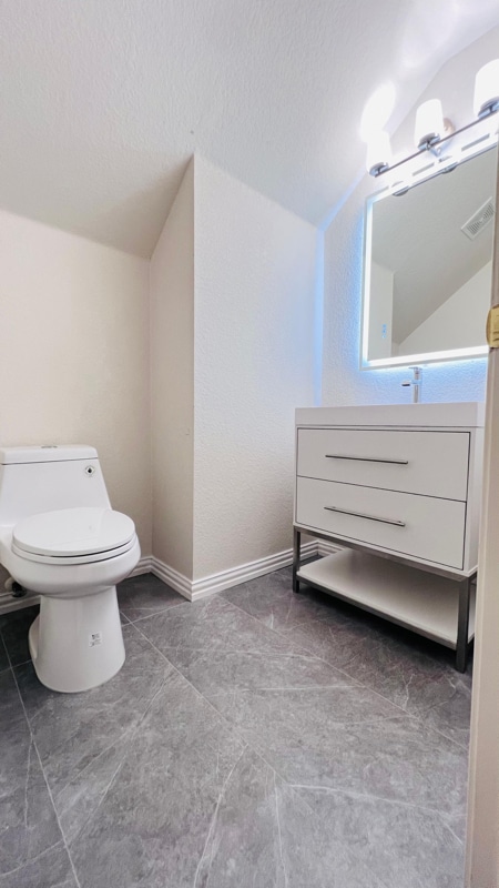 Building Photo - 818 Green Pond Dr