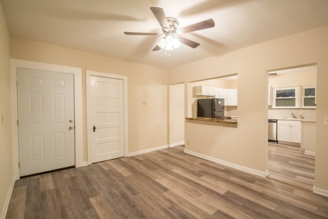 Building Photo - 37914 2nd St