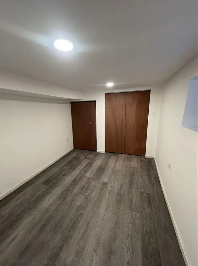 Foto del edificio - 1721 N Artesian Ave