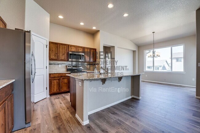 Foto del edificio - 604 Rosedale St