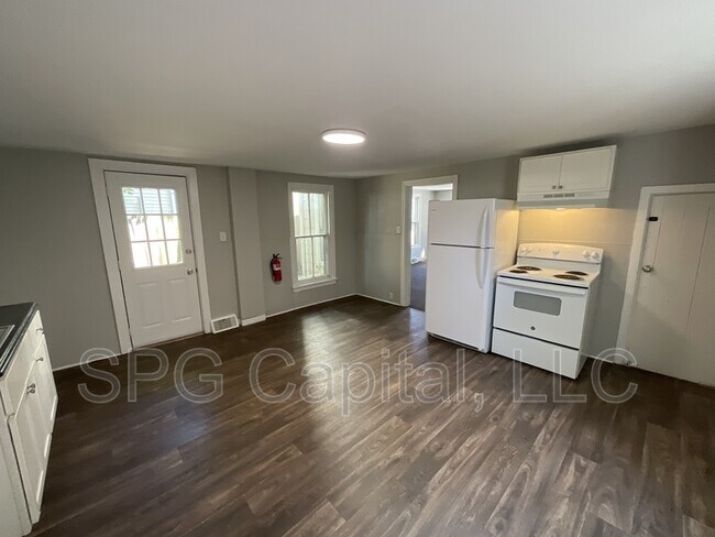 Foto del edificio - 437 E King St