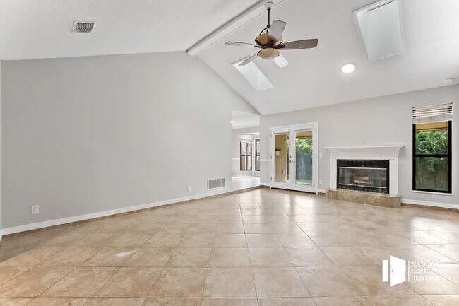 Foto del edificio - 3080 Marrano Dr