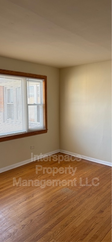 Building Photo - 10124 S Pulaski Rd