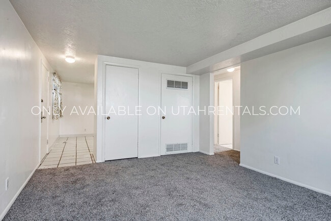 Photo - 2233 S 200 W Apartment