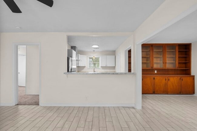 Building Photo - 2817 4th Ave N