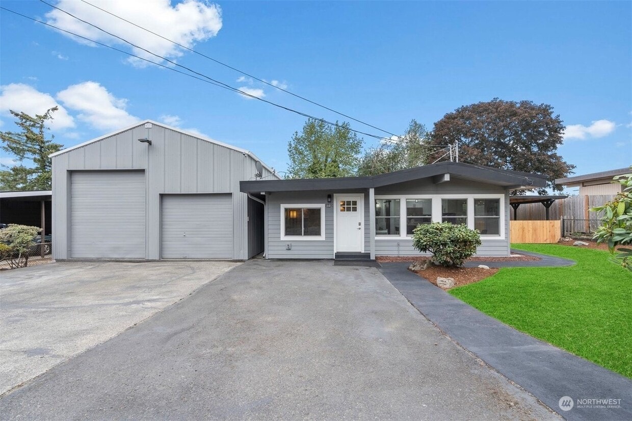 Photo - 18912 46th Ave S (SeaTac, WA)