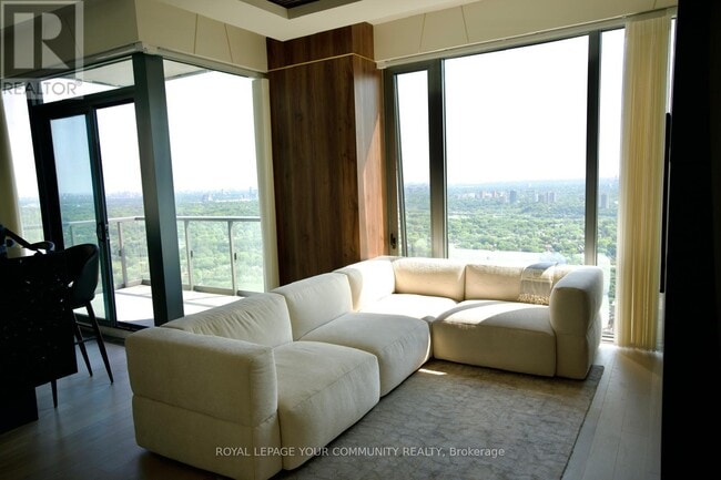 Building Photo - 8 Cumberland St