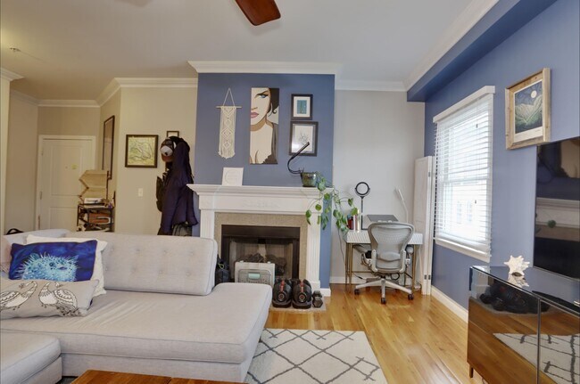Foto del edificio - 6120 Fillmore Pl