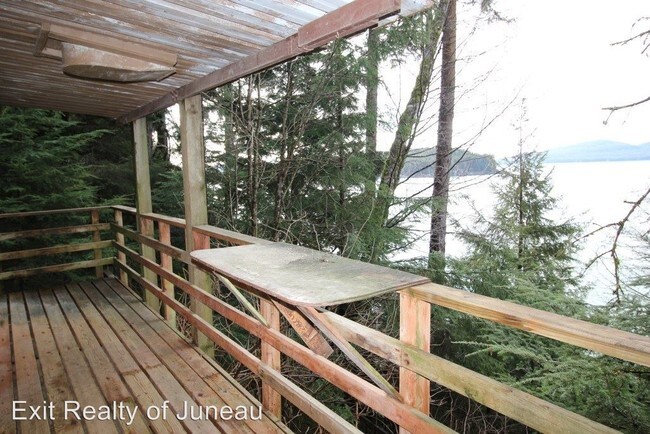 Building Photo - 1 br, 1 bath House - 19051 Glacier Hwy