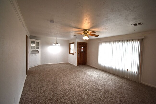 Building Photo - Huge Two Story Home
