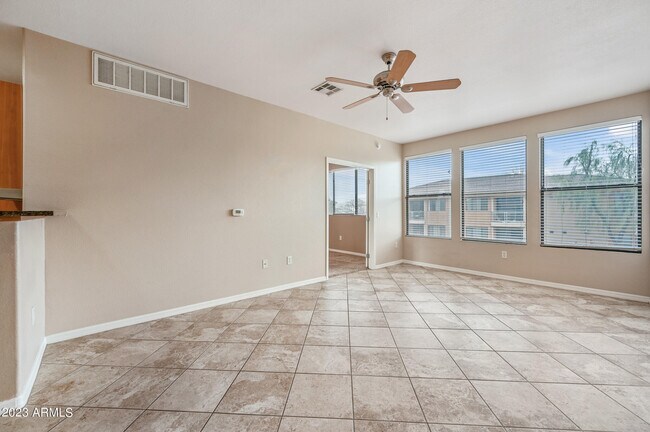 Foto del edificio - 6900 E Princess Dr