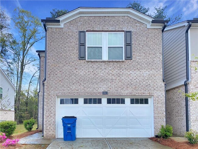 Building Photo - 1465 Villageside Ct