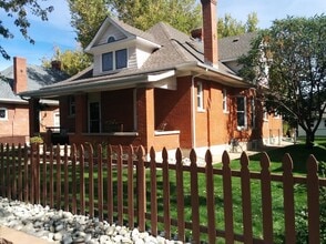 Building Photo - 1066 S Pearl St