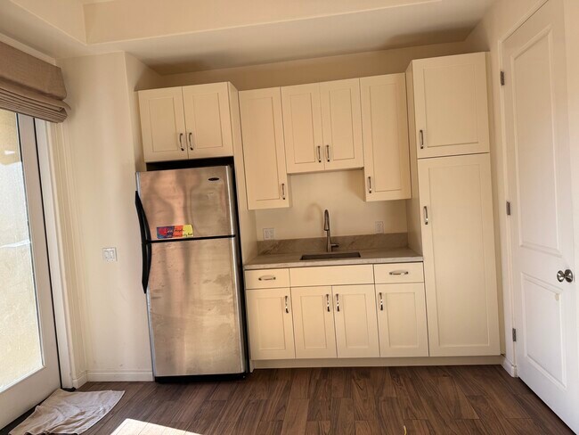 Foto del edificio - 5560 Campana Ct