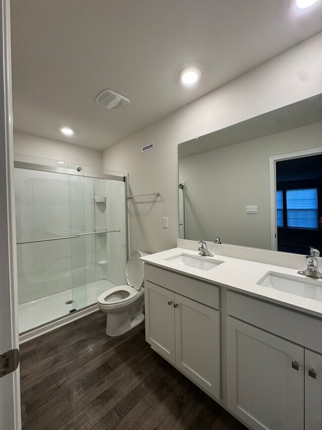 Building Photo - 312 Mazzeo Dr