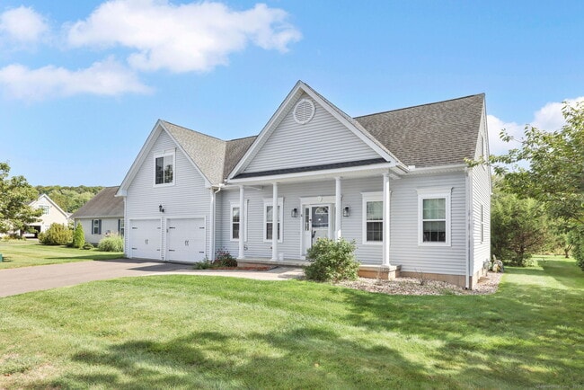 Building Photo - 6 Steeple View Dr
