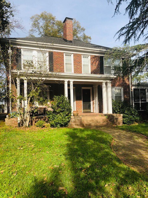 Primary Photo - 3 BR/1.5 BA Duplex Downtown Greenville