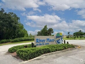 Building Photo - 650 Waters Edge Ln