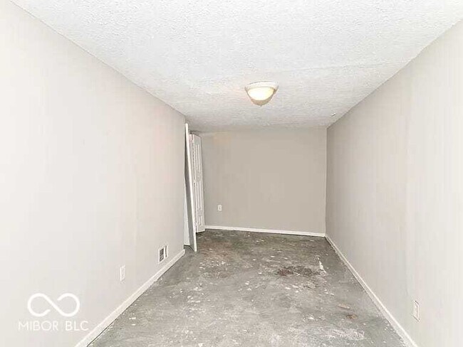 Foto del edificio - 3043 Broadway St
