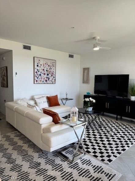 Foto del edificio - 5715 Double Eagle Cir