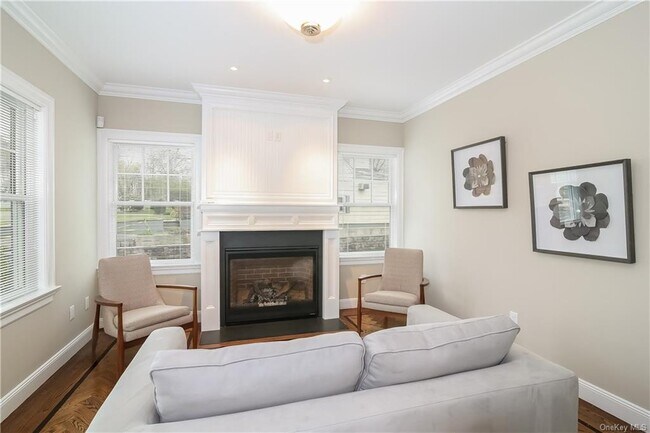 Building Photo - 101 Glen Oaks Dr