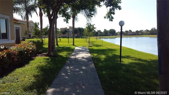Foto del edificio - 20950 SW 87th Ave