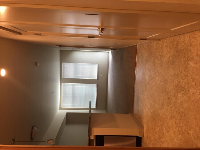 Foto del edificio - 2230 Cornerstone Ln