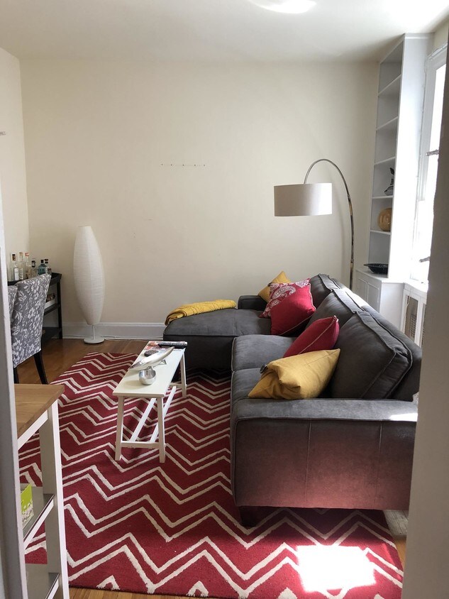 Primary Photo - 5 East 67th Street