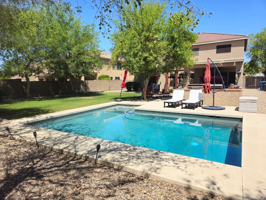 Foto principal - 1313 E Gwen St
