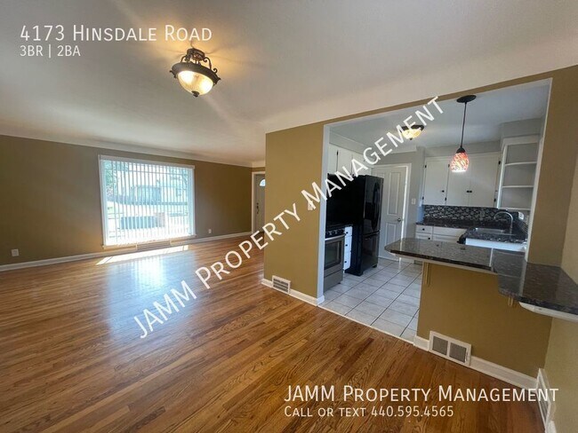 Building Photo - 3-Bedroom Single Family home in South Euclid!
